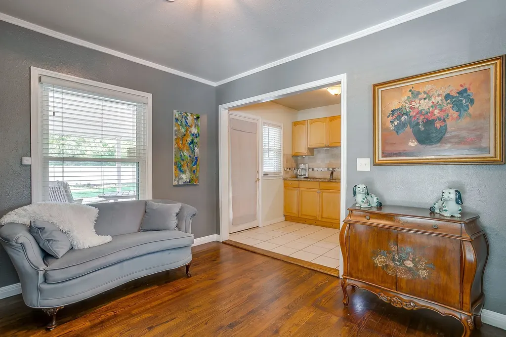 6404 Malvey Avenue Fort Worth TX 76116