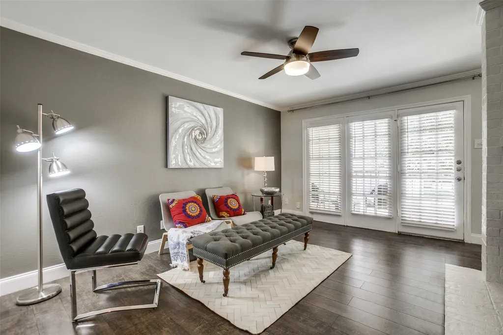 16301 Ledgemont Lane Addison TX 75001