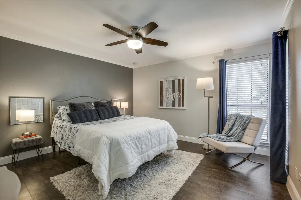16301 Ledgemont Lane Addison TX 75001