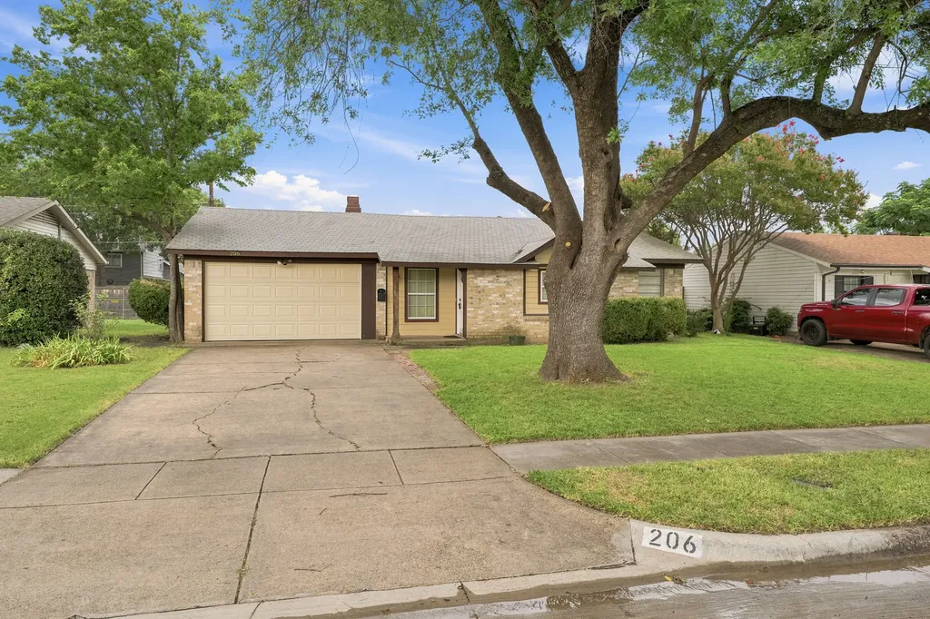 206 Ocean Drive Richardson TX 75081