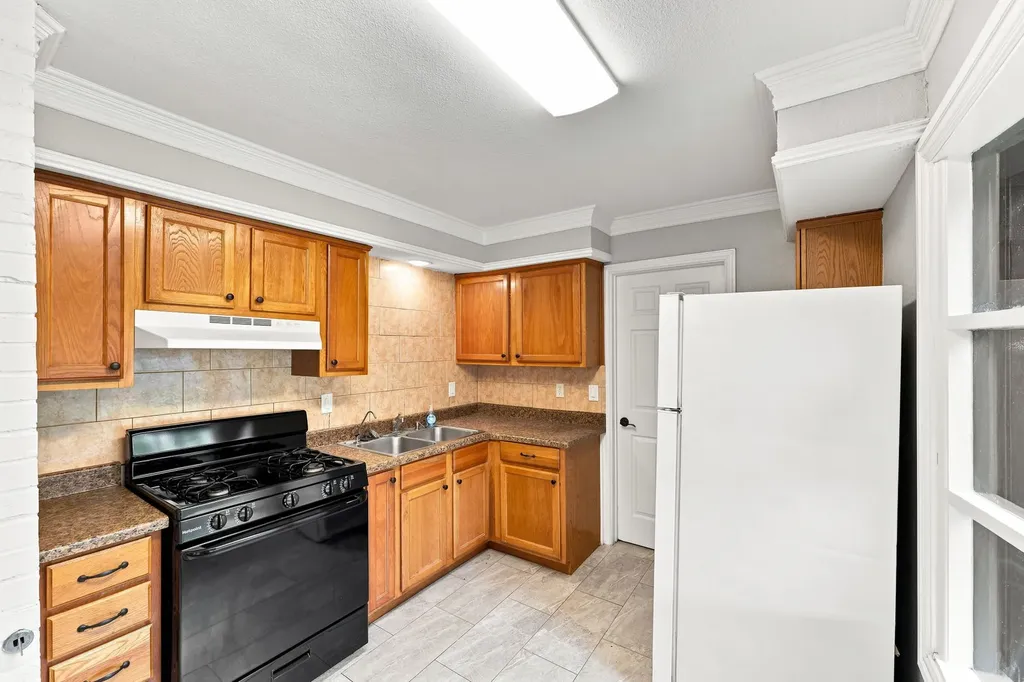 206 Ocean Drive Richardson TX 75081