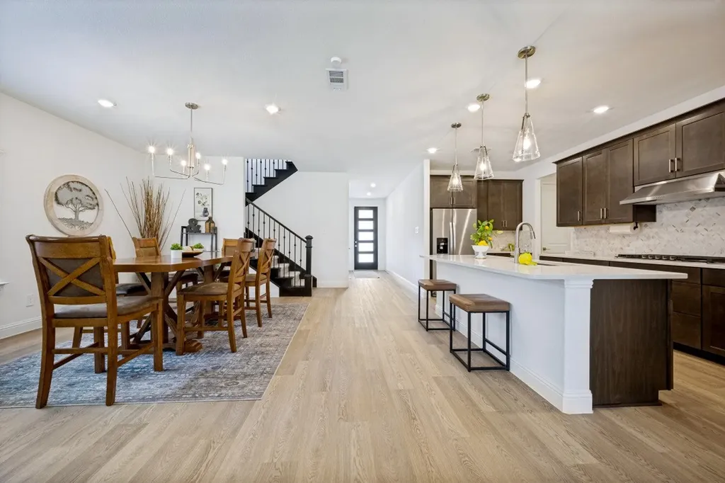 2425 Glacier Ridge Corinth TX 76210