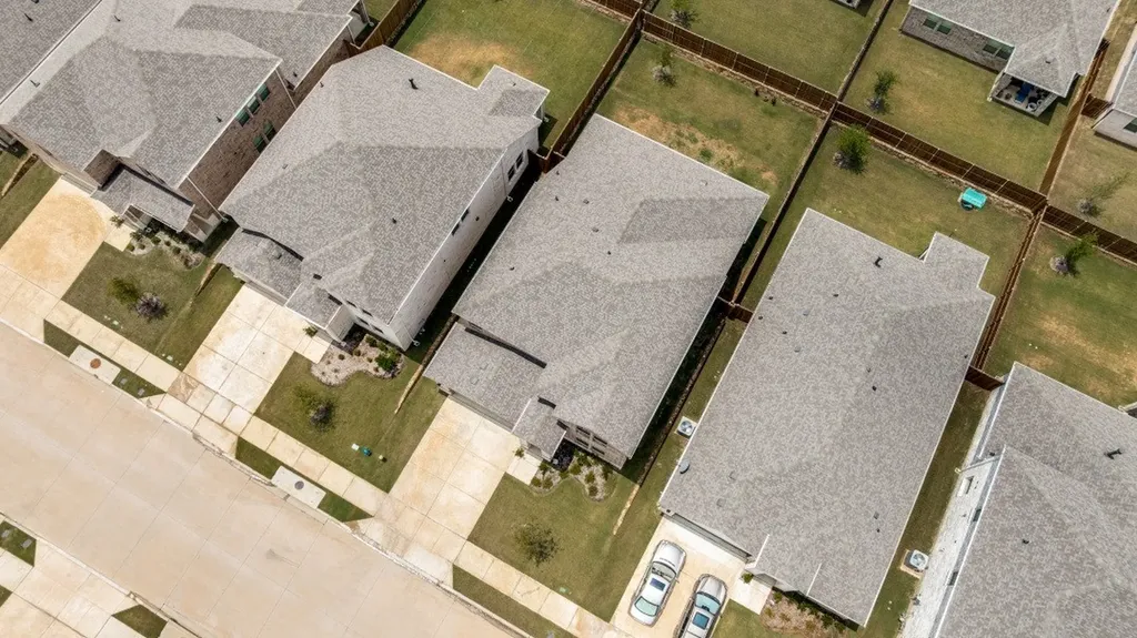 2425 Glacier Ridge Corinth TX 76210