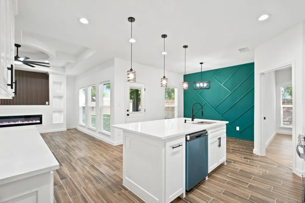 1038 Barton Avenue Glenn Heights TX 75154