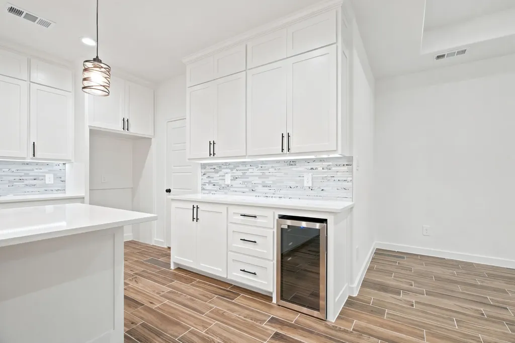 1038 Barton Avenue Glenn Heights TX 75154