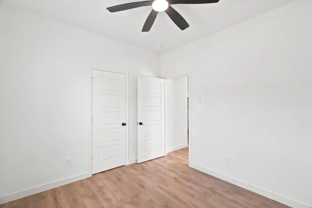 1038 Barton Avenue Glenn Heights TX 75154