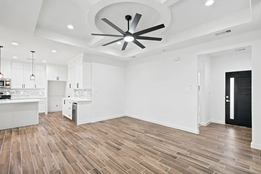 1038 Barton Avenue Glenn Heights TX 75154