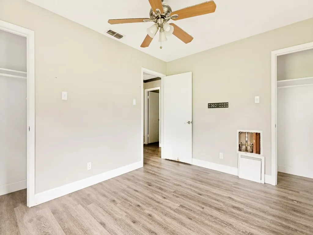 325 Walnut Avenue Azle TX 76020