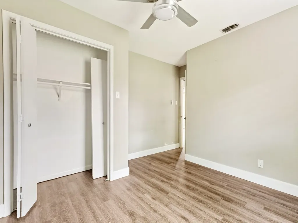 325 Walnut Avenue Azle TX 76020