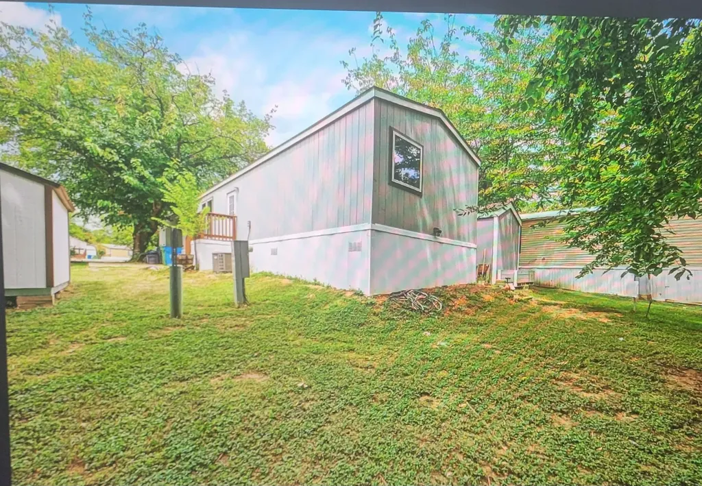 1240 N Cowan Avenue Lewisville TX 75057