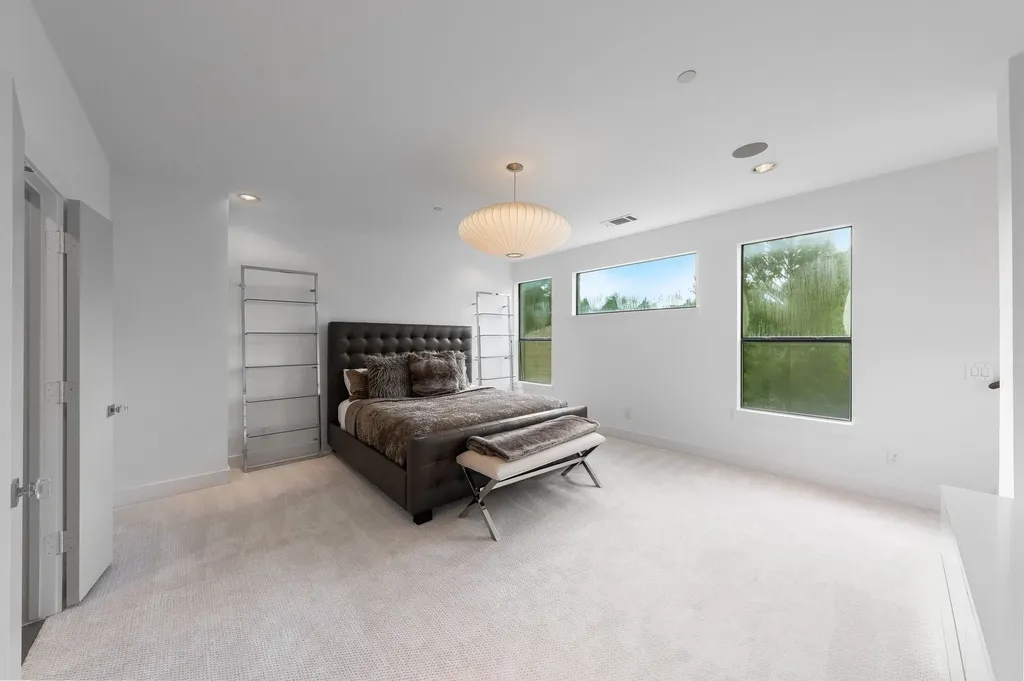 3930 Bowser Avenue Dallas TX 75219