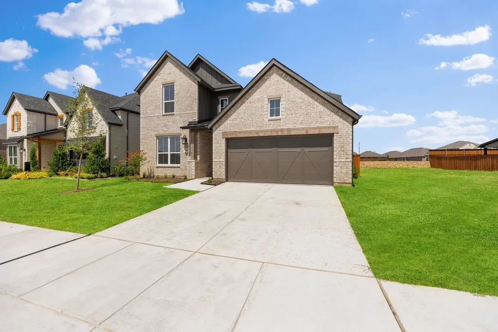 404 Brooklawn Avenue Little Elm TX 75068