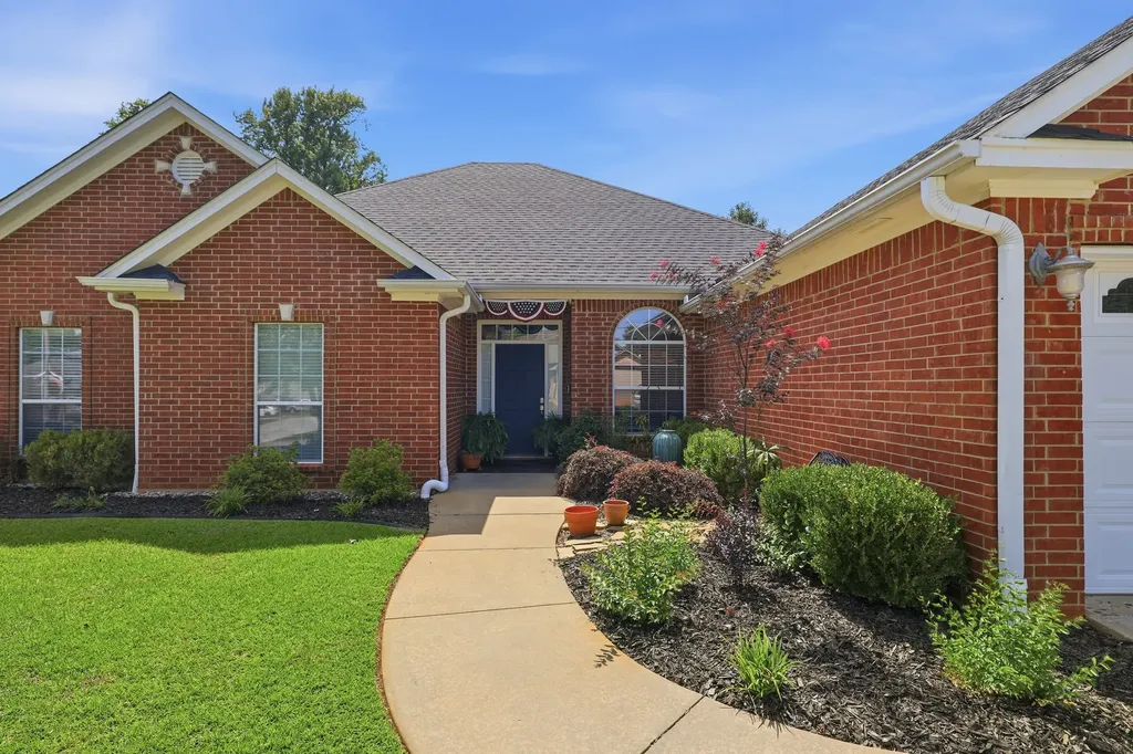 313 Ithaca Drive Longview TX 75604
