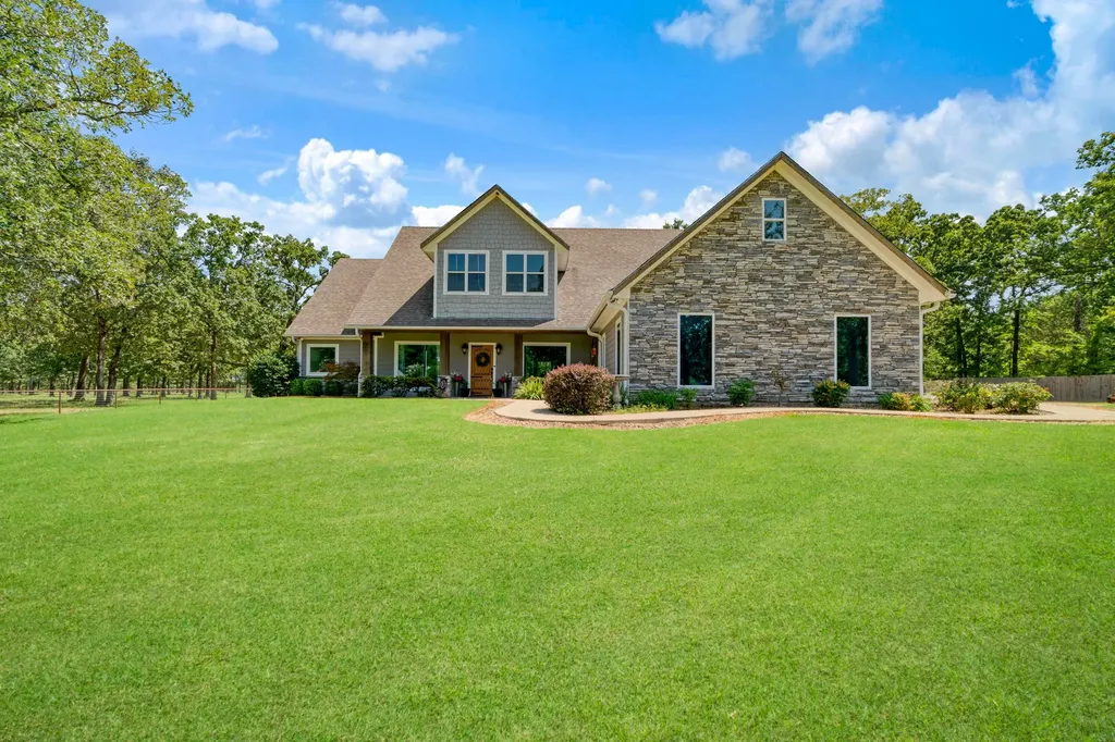 12234 Farm Road 195 Paris TX 75462