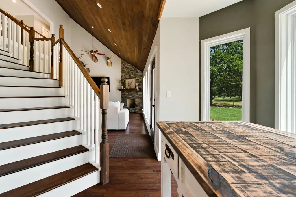 12234 Farm Road 195 Paris TX 75462