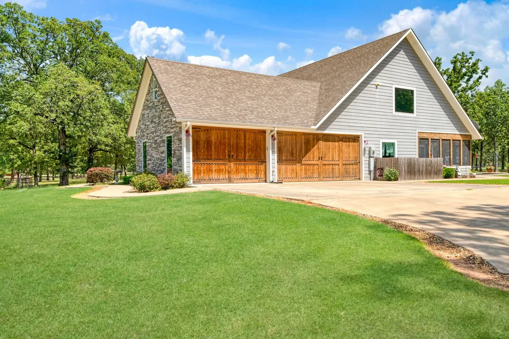 12234 Farm Road 195 Paris TX 75462