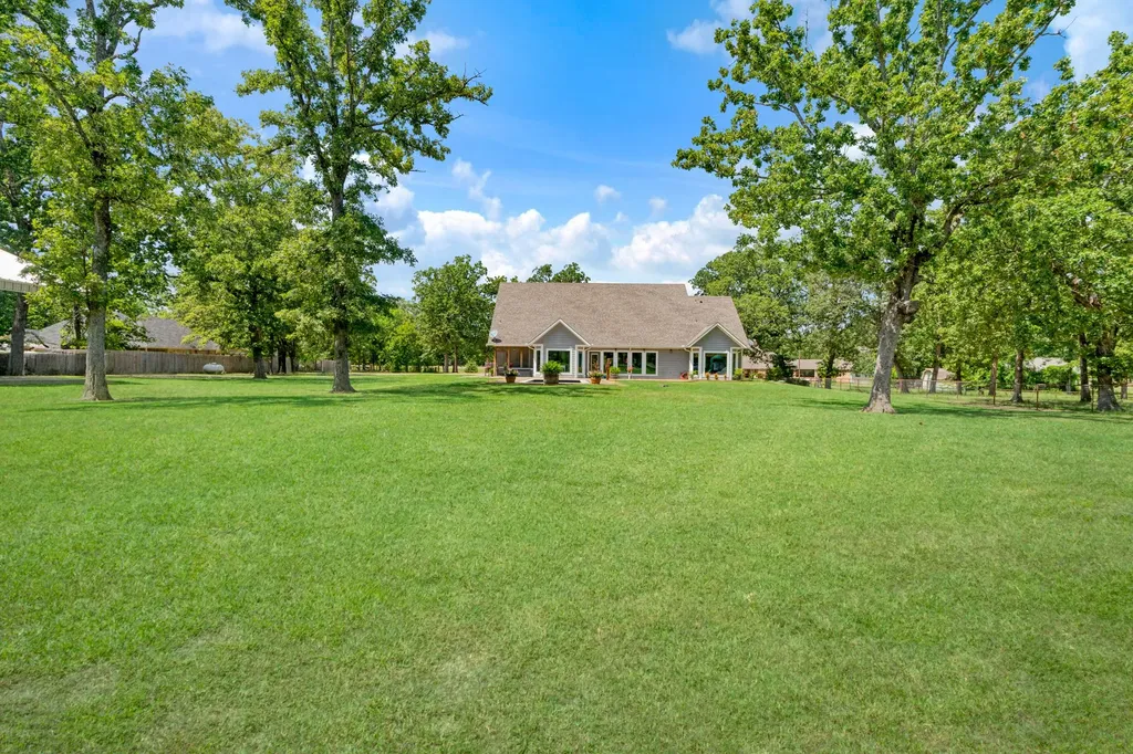 12234 Farm Road 195 Paris TX 75462