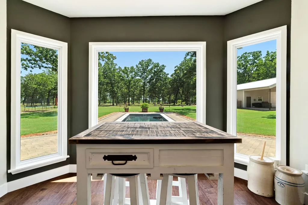 12234 Farm Road 195 Paris TX 75462