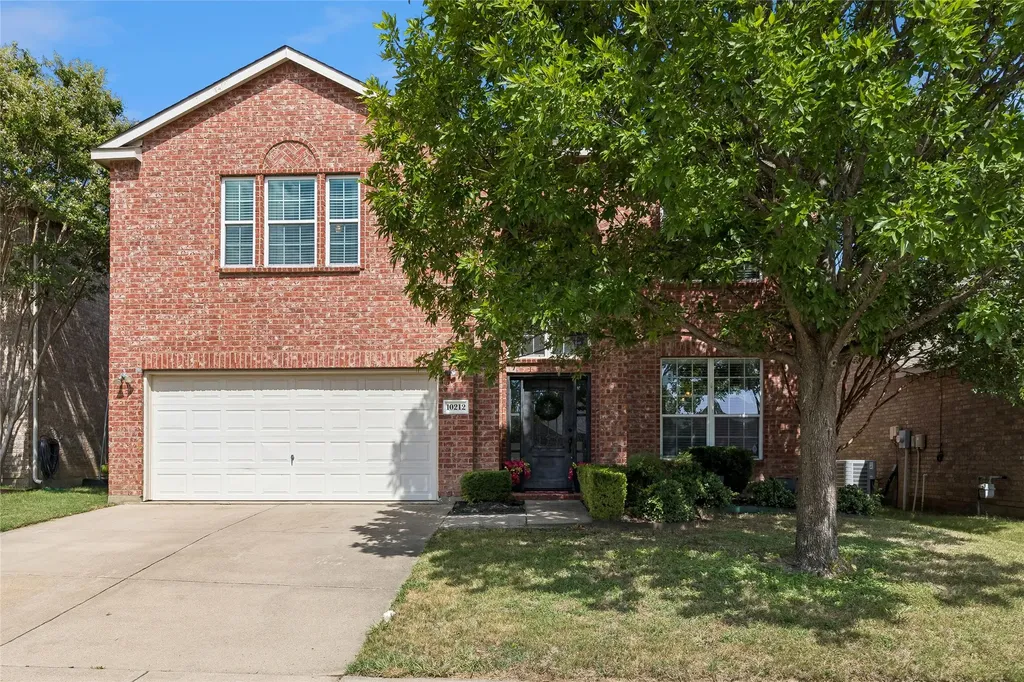 10212 Pear Street Fort Worth TX 76244