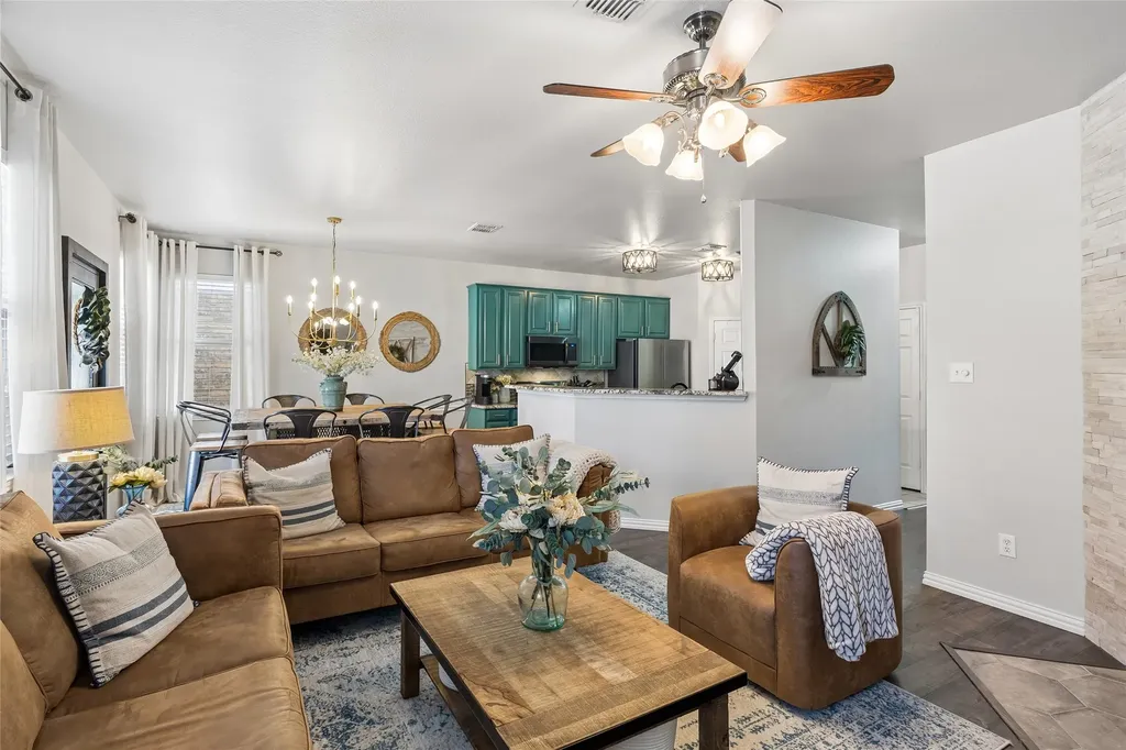 10212 Pear Street Fort Worth TX 76244