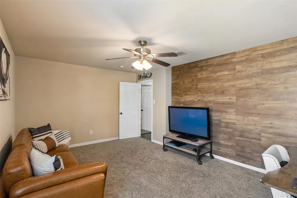 10212 Pear Street Fort Worth TX 76244