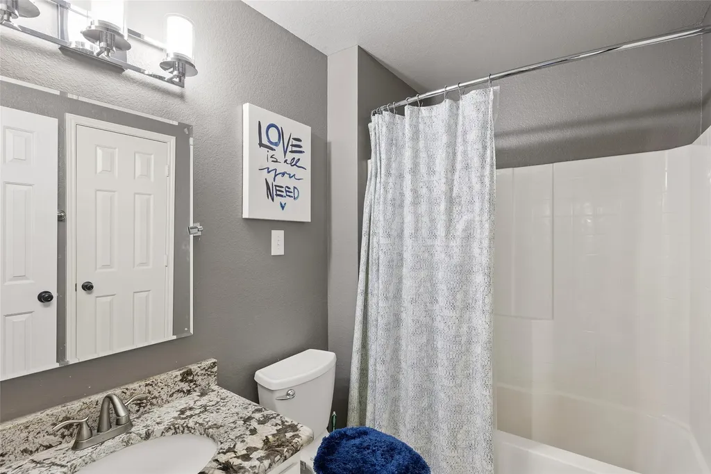 10212 Pear Street Fort Worth TX 76244