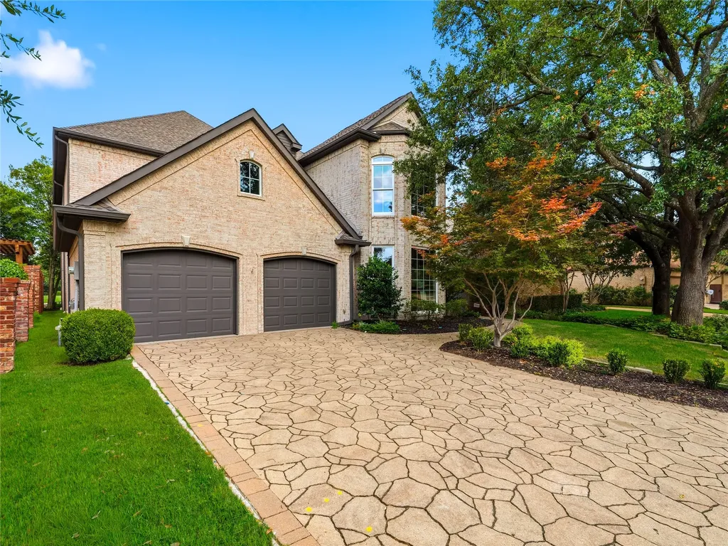 5120 Briar Tree Drive Dallas TX 75248