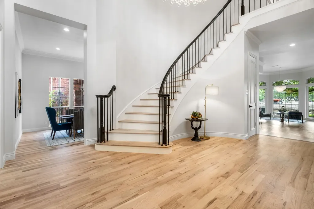 5120 Briar Tree Drive Dallas TX 75248