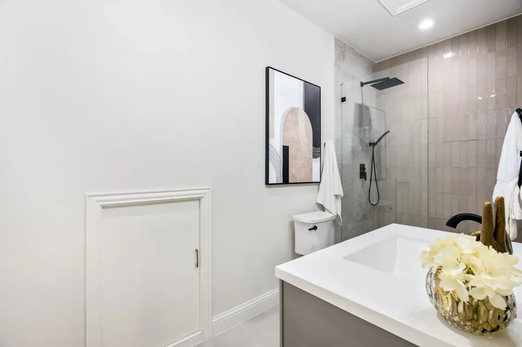 5120 Briar Tree Drive Dallas TX 75248