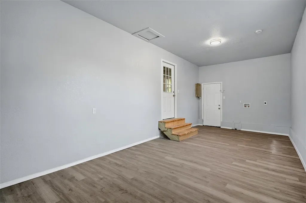 718 W Belden Street Sherman TX 75092