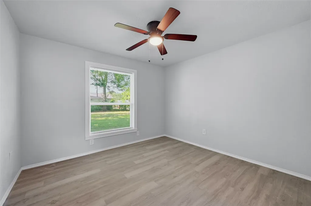 718 W Belden Street Sherman TX 75092