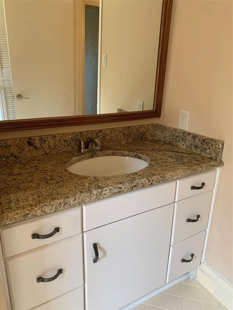 6343 Diamond Head Circle Dallas TX 75225