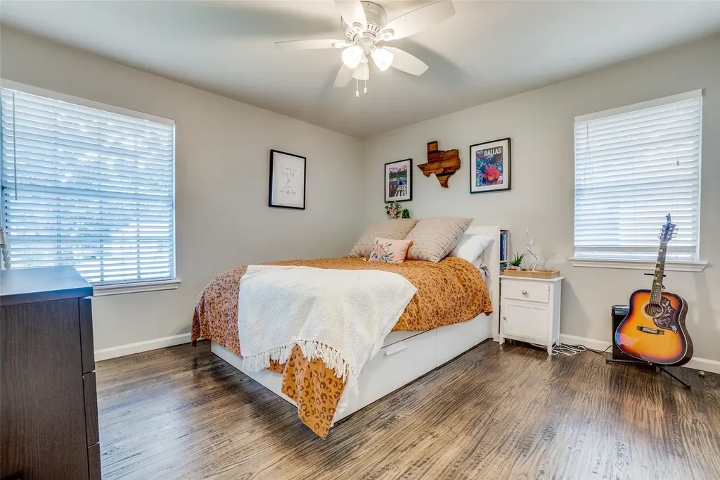 6711 Kingsbury Drive Dallas TX 75231