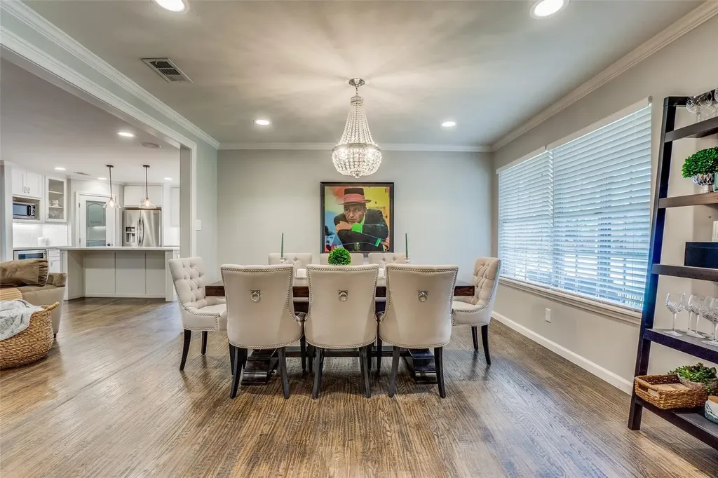 6711 Kingsbury Drive Dallas TX 75231