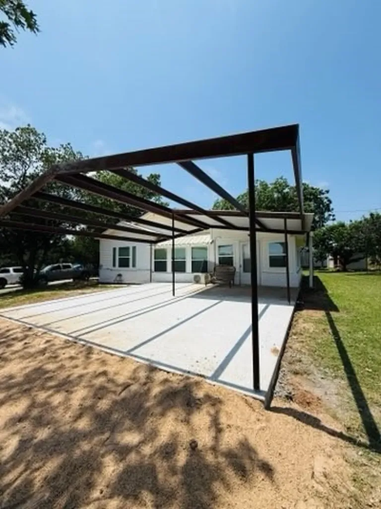 401 County Road 326 Comanche TX 76442