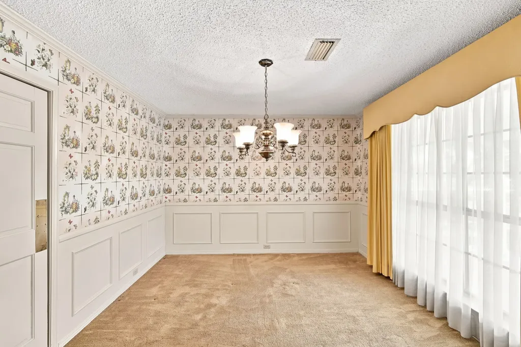 2000 Crisp Road Ennis TX 75119