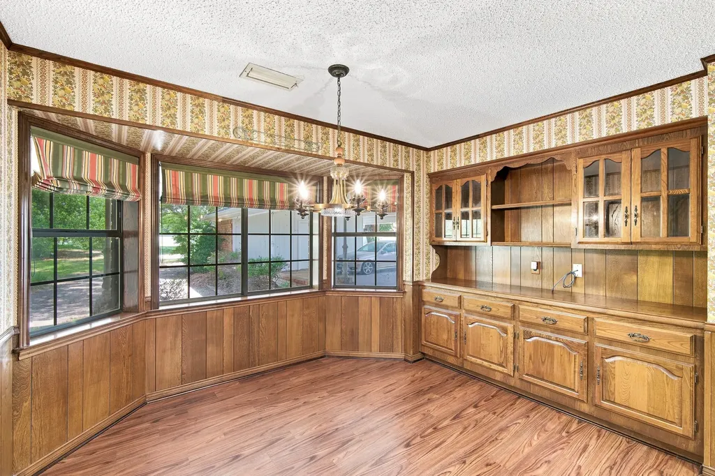 2000 Crisp Road Ennis TX 75119