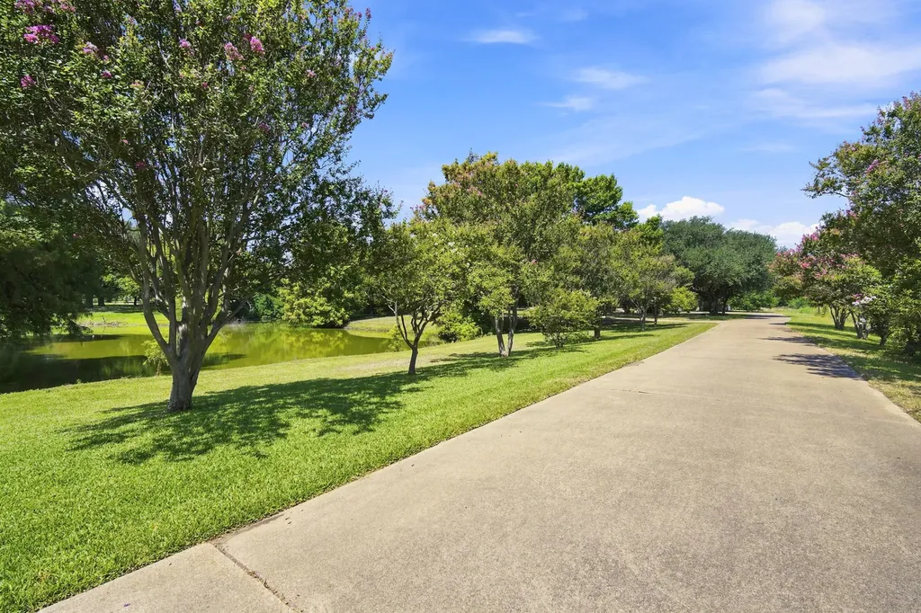 2000 Crisp Road Ennis TX 75119