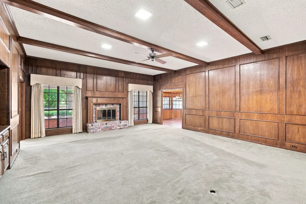 2000 Crisp Road Ennis TX 75119