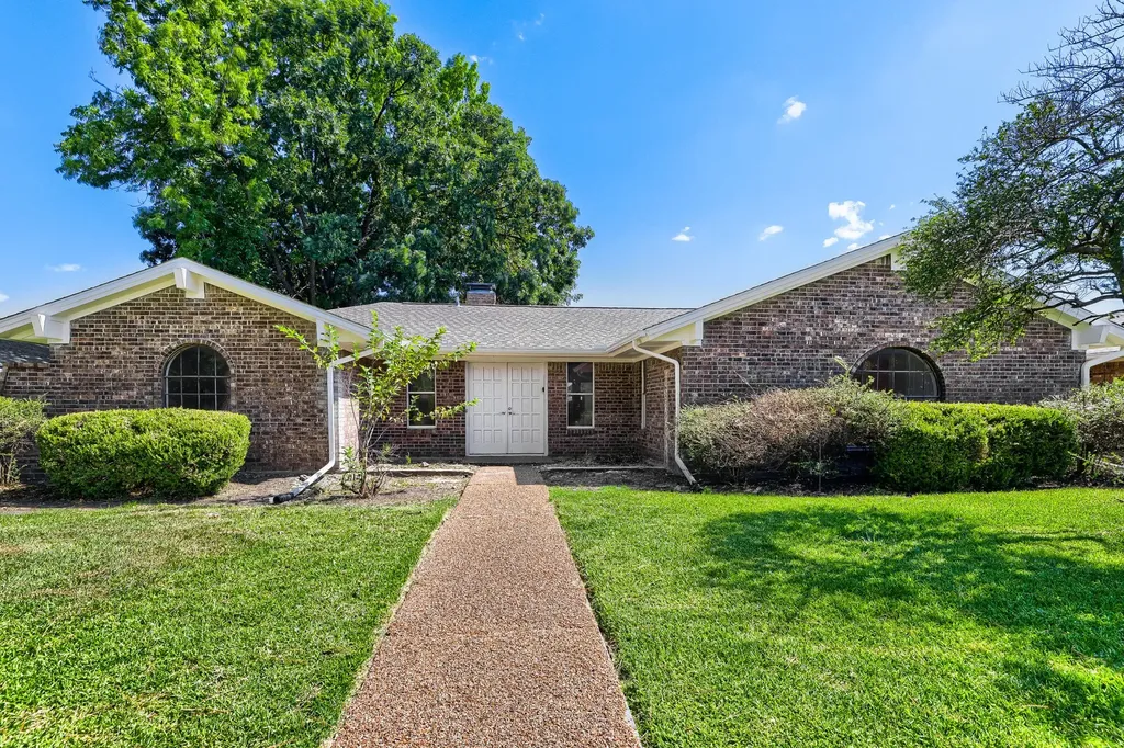 2000 Macao Place Plano TX 75075