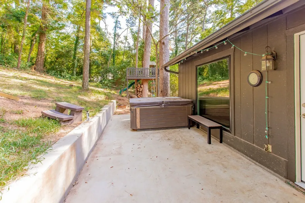 211 Hideaway Lane Central Hideaway TX 75771