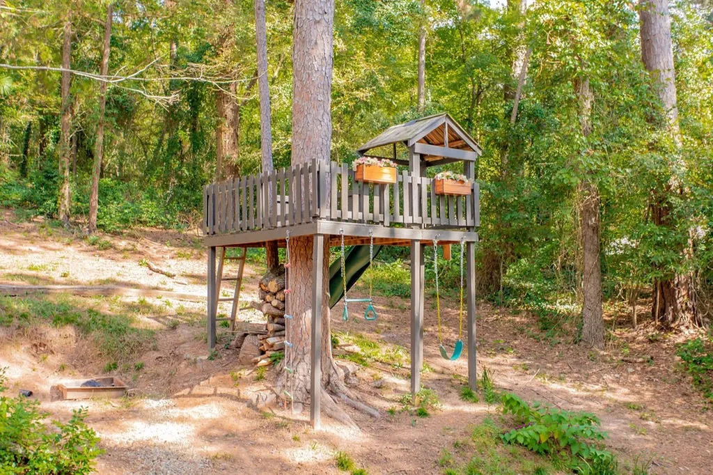 211 Hideaway Lane Central Hideaway TX 75771