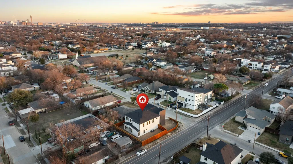 1967 Gallagher Street Dallas TX 75212