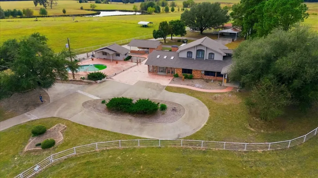 10736 E Highway 154 Sulphur Springs TX 75482
