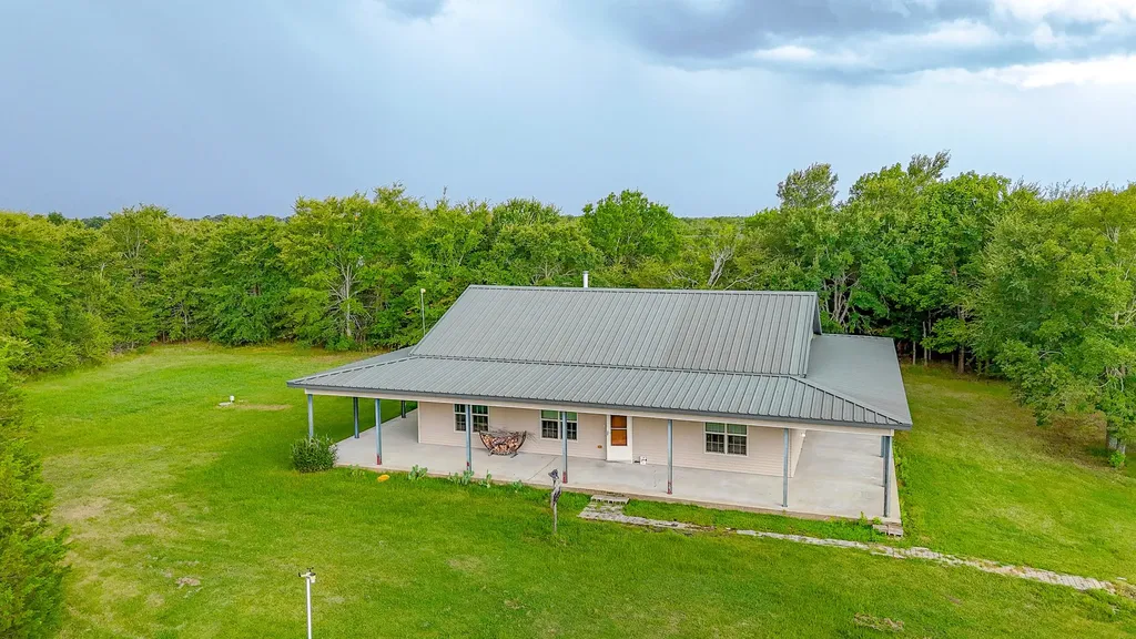 9982 County Road 4200 Kerens TX 75144
