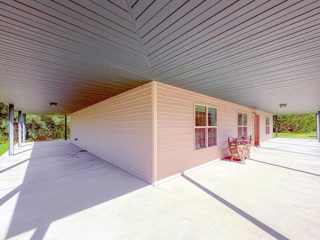 9982 County Road 4200 Kerens TX 75144