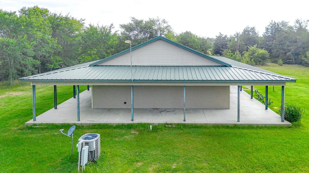 9982 County Road 4200 Kerens TX 75144