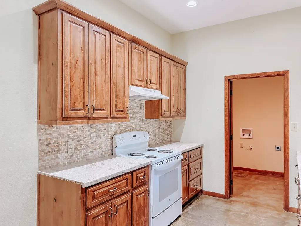 9982 County Road 4200 Kerens TX 75144