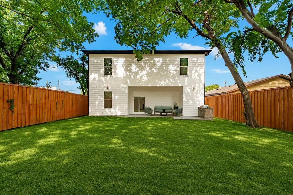 3418 Borger Street Dallas TX 75212