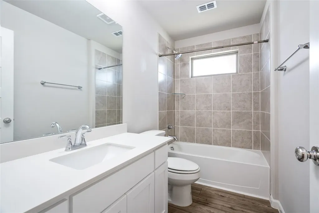 218 Brookview Drive Lavon TX 75166